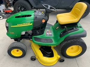lot 1 image: John Deere L120 Riding Lawn Mower