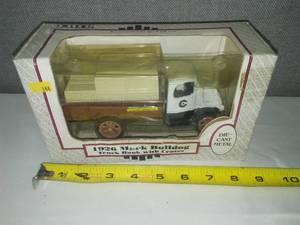 lot 7 image: In box Coast to Coast Hardware 1926 Mack Bulldog Bank