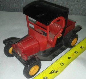 lot 31 image: Tonka metal Pick