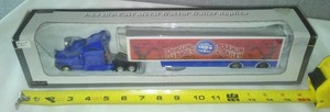 lot 51 image: Ringling Brothers Barnum & Bailey Semi in box.
