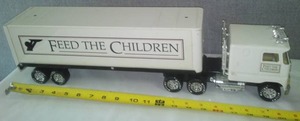 lot 54 image: Nylint Feed the children semi- Excellent.