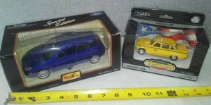 lot 56 image: ERTL & Maisto collectibles in boxes