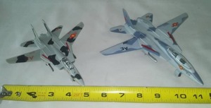 lot 83 image: 2 metal Jet Planes - moving parts.