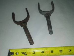 lot 96 image: (2) Vintage Oar locks.