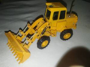 lot 110 image: 7 construction Tractors & Trucks. Great