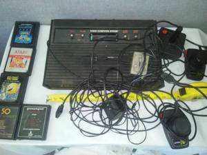 lot 163 image: Atari 2600 Game System