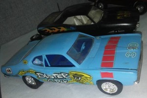 lot 168 image: Six model cars Duster, Cuda, T. bird, Barracuda, Mustang, Cougar.