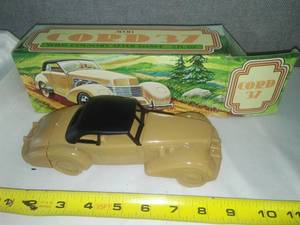 lot 179 image: Avon Cord 37 car in box model 812, coffin nose.