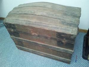 lot 229 image: Antique Steamer Humpback Chest.