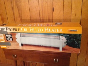 lot 56 image: 1500 Watt Heater