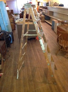 lot 75 image: Ladder