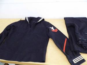 lot 40 image: Naval Shirt - Pants