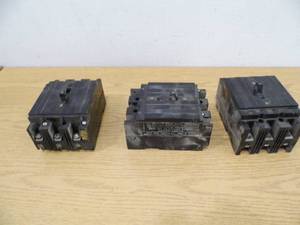 lot 45 image: Lot of 3 Curcuit Breakers