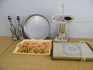 lot 54 image: Trays - Lamps