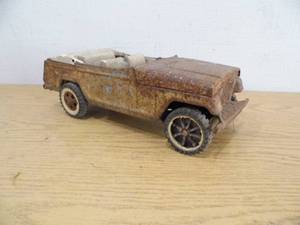 lot 59 image: Tonka Jeep