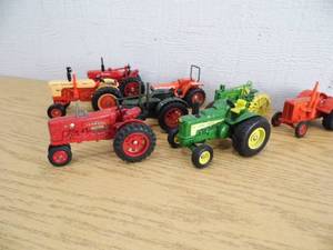 lot 72 image: Toy Tractors
