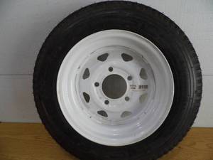 lot 102 image: New Tire on Rim
