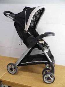 lot 108 image: Stroller