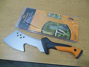 lot 21 image: Fiskars Billhook Steel Clearing Hatchet (18 in. )