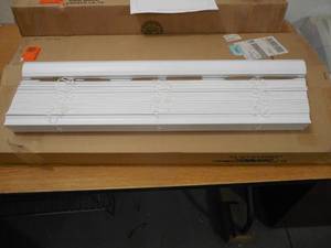lot 48 image: 2 CORDLESS FAUX WHITE WINDOW BLIND 29X64