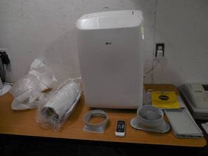 lot 90 image: LG Electronics 8,000 BTU (5,500 BTU,DOE) Portable Air Conditioner, 115-Volt w Dehumidifier Function and LCD Remote in White