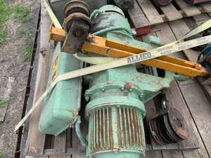 lot 14 image: P&H 3 Ton Wire Rope Hoist with Trolley