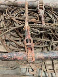 lot 26 image: Misc. Pallet of Wire Slings & Ratchet Binders