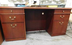 lot 198 image: 6 Drawer Desk - 66(w) x 30(h) x 21(d)