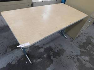 lot 215 image: Folding Table - 48 x 24