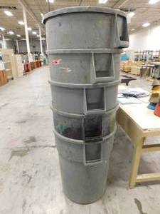 lot 264 image: 5 - Rubbermaid Garbage Bins