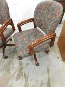 lot 281 image: 2 - Rolling Chairs