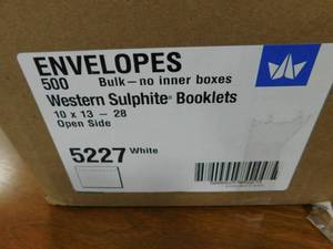 lot 285 image: 2 - Boxes of White 10 x 13 Envelopes