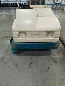 lot 148A image: Tennant 7400 Scrubber