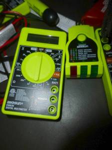 lot 321 image: Electrical Test Equipment, Multimeters, Voltage Testers