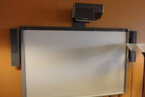 lot 1A image: Smart Board