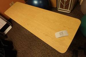 lot 88 image: Classroom Table