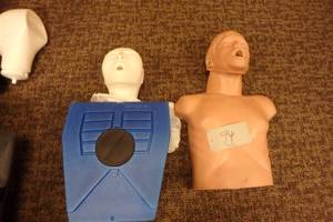 lot 94 image: Simulaids CPR Training Set