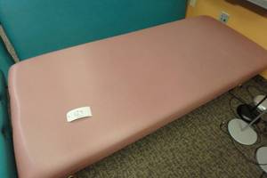 lot 124 image: Golden Ratio stationary Shiatsu Table