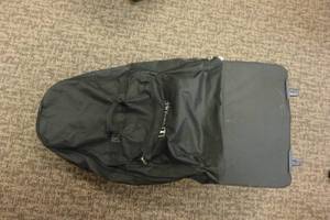 lot 136 image: Massage chair bag
