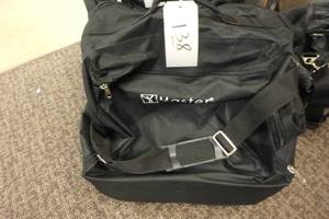 lot 138 image: Massage chair bag