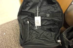 lot 139 image: Massage chair bag