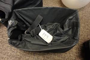 lot 144 image: Massage chair bag