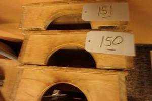 lot 150 image: Wooden riser