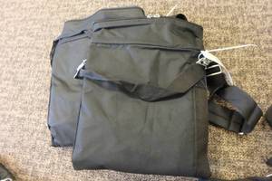lot 192 image: Master Massage Table bagbackpack