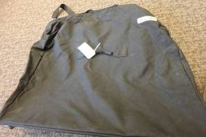 lot 198 image: Special Touch Table Bag
