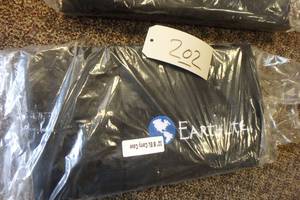 lot 202 image: Earth Lite Table Bag