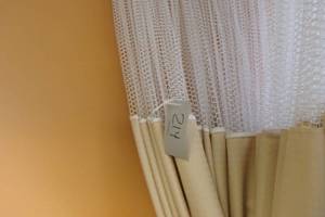 lot 214 image: Divider curtain
