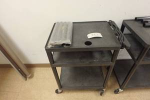 lot 222 image: Powered cart