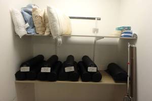 lot 237 image: 2 shelf wall rack
