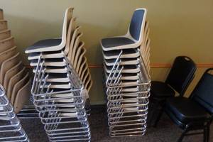 lot 246 image: 22 hard plasticchrome stacking chairs